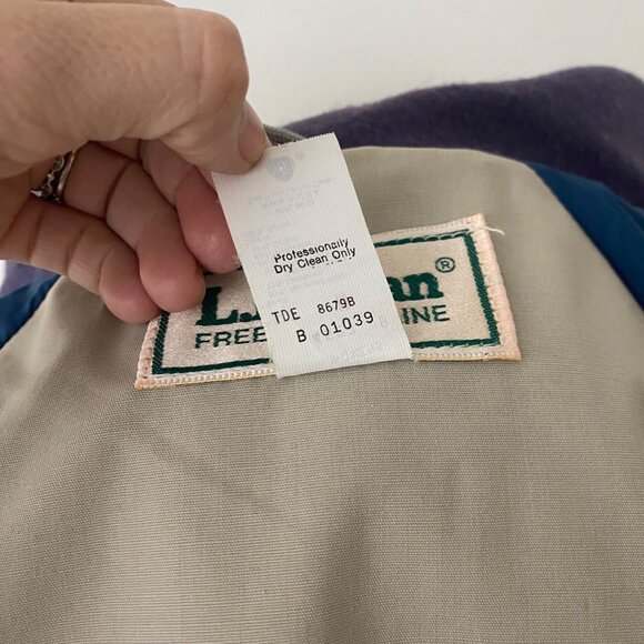 LL Bean Vintage Wool Jacket Made in USA w/ Hood - Picture 7 of 12